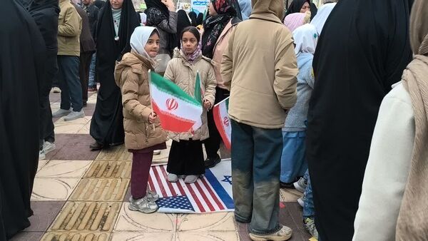 راهپیمایی ۲۲ بهمن در مینودشت