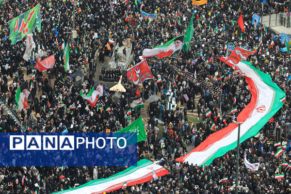 شکوه 22 بهمن مشهد مقدس از نمای هوایی