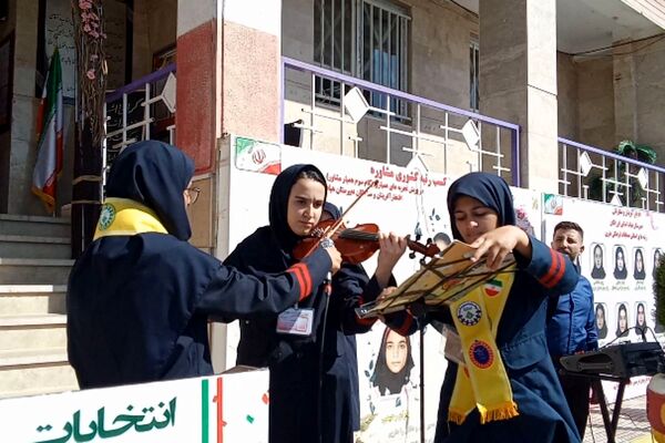  انتخابات همیار مشاور در آموزشگاه هیأت امنایی فرزانگان ملارد