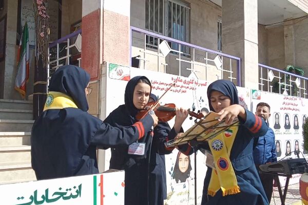  انتخابات همیار مشاور در آموزشگاه هیأت امنایی فرزانگان ملارد