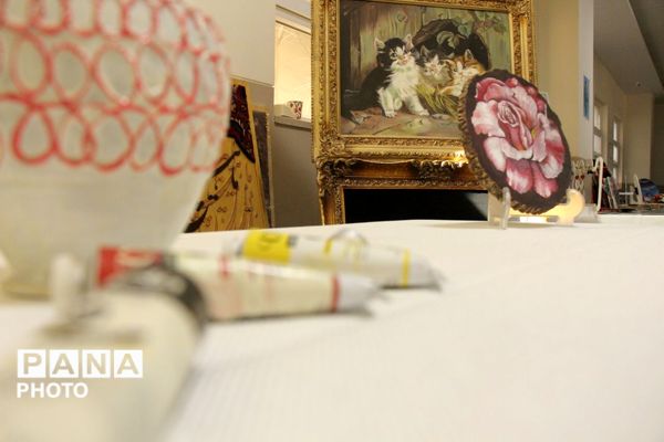 سیری در نمایشگاه دستاوردهای کانون‌های فرهنگی‌ تربیتی در آذربایجان شرقی