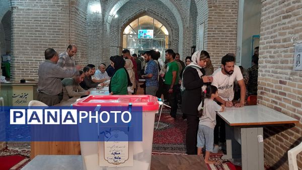 دقایق پایانی انتخابات ریاست‌جمهوری در شهرستان نیشابور 