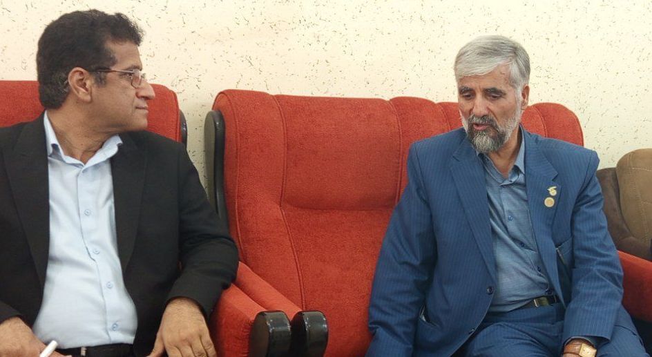 ارزشمندترین نشان سازمان دانش‌آموزی به خانواده شهدای میناب اهدا می‌شود