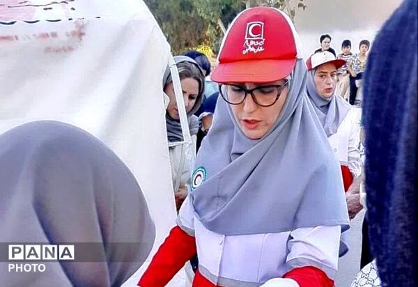  دوره‌های آموزشی کمک‌های اولیه در مجتمع مسکونی عقاب شهرک ناز فردیس