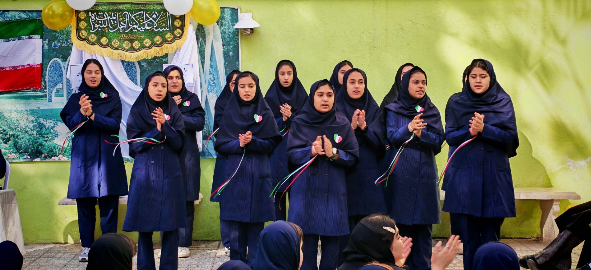 جشن ولادت صاحب الزمان در مدرسه صالحین 