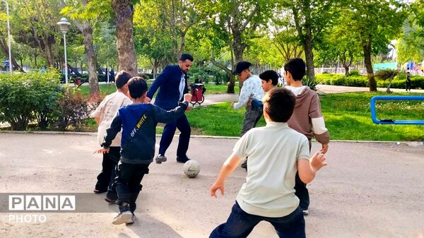 از کلاسِ مجازی تا قدردانیِ حضوری دانش‌آموزان در طبیعت