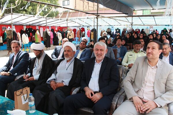افتتاح نخستین جشنواره تن‌پوش نور، نمایشگاه مُد و لباس ایرانی اسلامی در شهرستان بهارستان 