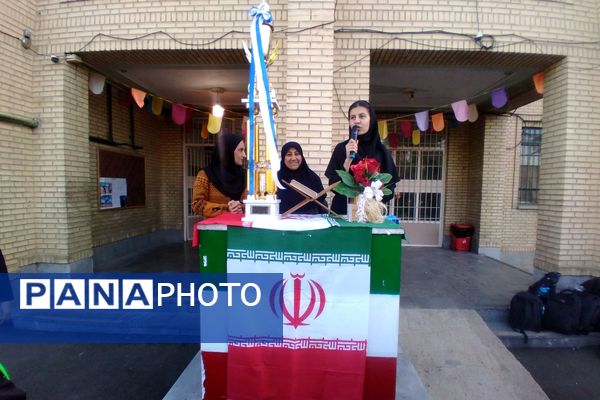 جشن روز دانش‌آموز در مدارس ناحیه ۳ شیراز