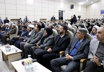 پرچمداران نماز در سنندج گرد هم آمدند