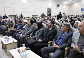 پرچمداران نماز در سنندج گرد هم آمدند