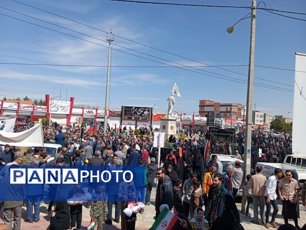 راهپیمایی با‌شکوه روز قدس با حضور فرهنگیان گلبهار 