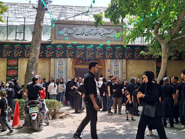 مراسم عاشورای حسینی در انگورستان ملک اصفهان