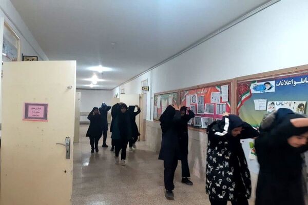  بیست و ششمین مانور زلزله در دبیرستان شهید مجید دهنوی 