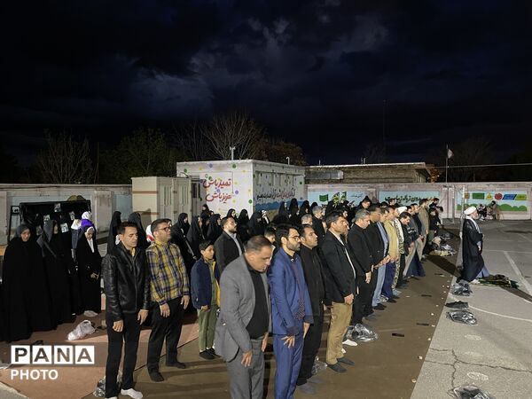 باخرز میزبان مراسم چهلم شهدای میناب 