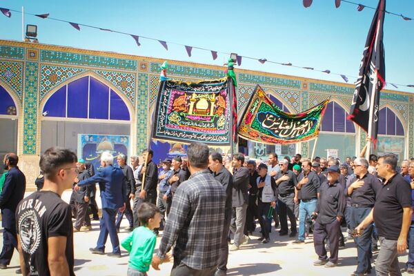 عزاداری رحلت پیامبر(ص) و شهادت امام حسن(ع) در صحن آستان مقدس سلطانعلی(ع) مشهداردهال کاشان