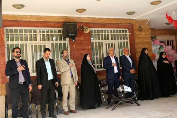 برگزاری جشن جوانه ها در مدرسه بعثت ناحیه یک شهرری
