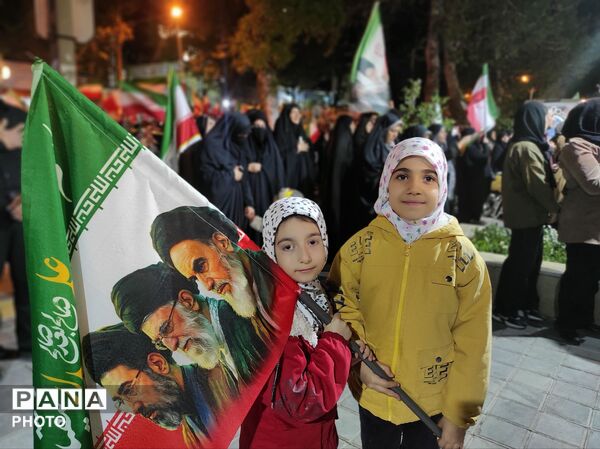 این علم بر زمین نمی ماند 