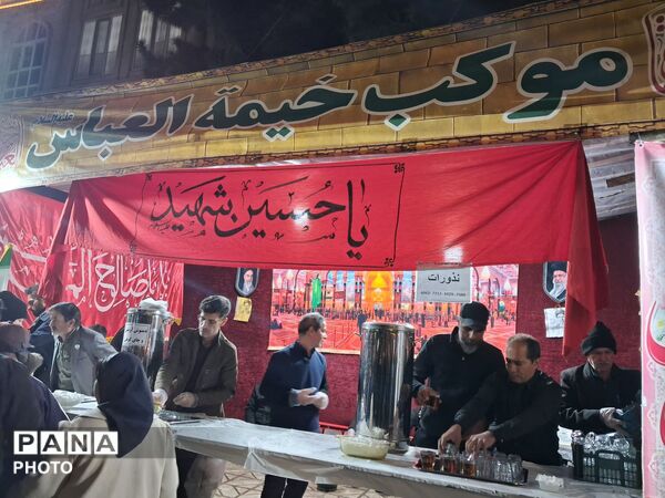  برپایی موکب های خدمت رسانی در حسینیه فضل 