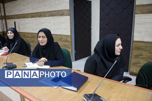 کارگاه آموزشی دانش‌افزایی تربیت مدرس آموزش خانواده آموزش و پرورش استان بوشهر