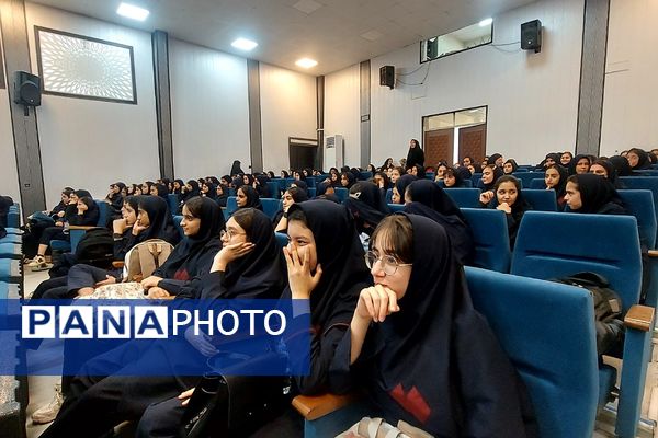 بزرگداشت هفته دفاع مقدس در کانون فاطمیه کهریزک