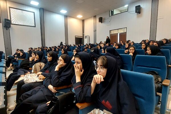 بزرگداشت هفته دفاع مقدس در کانون فاطمیه کهریزک
