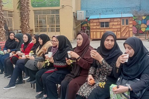 جشن نیمه شعبان در مدرسه زهره وند قرچک