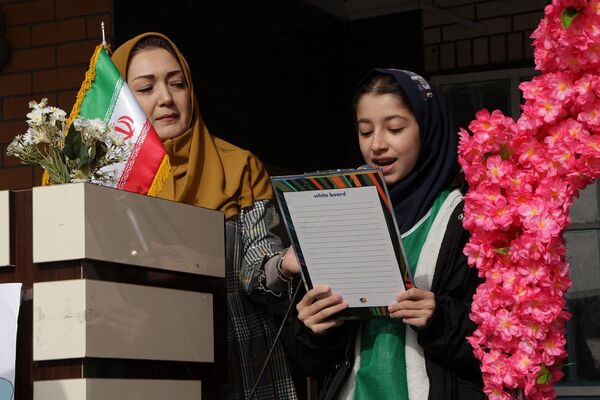 جشن نیکوکاری در مدرسه مهرآیین بهارستان۲