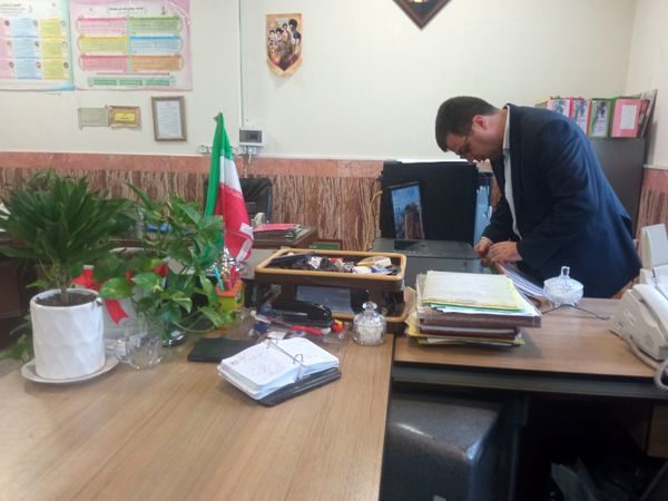 بازدید مدیر اداره ناحیه یک از دبیرستان گلشن آزادی