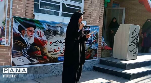 نواخته شدن زنگ مهر  و آغاز سال تحصیلی جدید در دبیرستان خاص فرهنگ شهرستان نیشابور