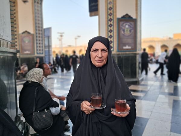 کبوتر حرم مشهد مقدس