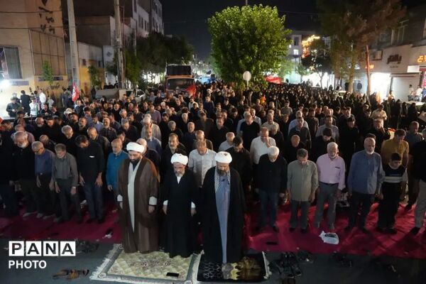 حماسه حضور فردیسی‌ها در صد ‌و چهل و سومین شب  راهپیمایی 