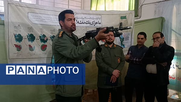 گذری بر روز اول و روز دوم نمایشگاه دهه فجر دبیرستان شاهد ابوذر غفاری