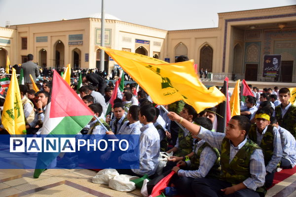 تجمع دانش‌آموزان شیرازی در حمایت از جبهه مقاومت