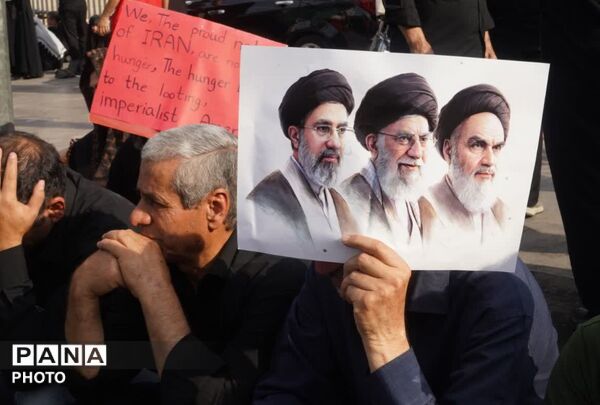  وداع میلیون‌ها چشم با آفتاب