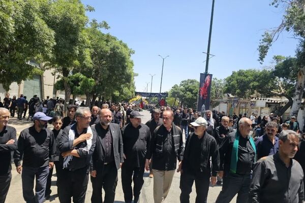عاشورا بزرگ‌ترین مکتب تربیتی و فرهنگی جهان اسلام است
