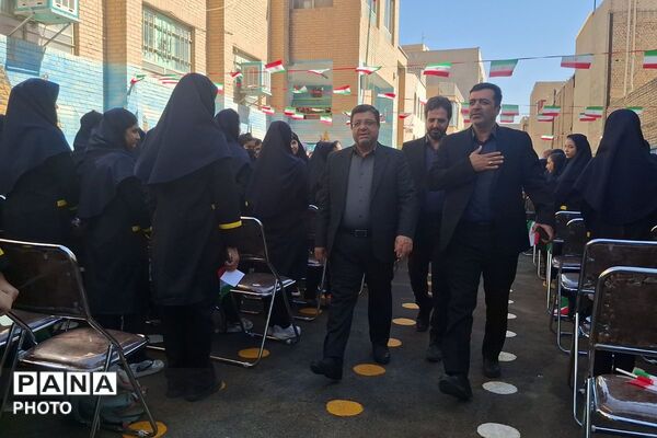 نگاهی به جشن پرشور جوانه‌ها در مدرسه بشارت