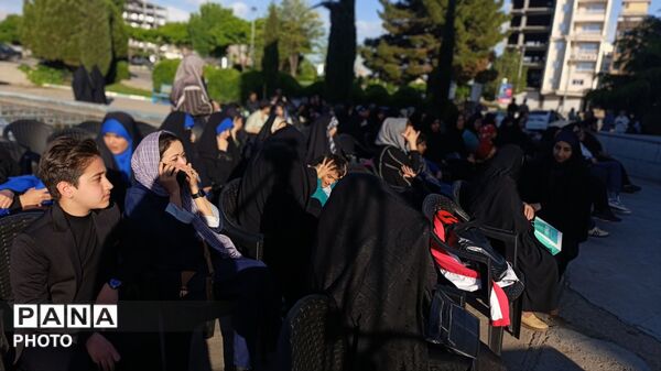 گردهمایی اهالی فرهنگ و هنر در فرهنگسرای سیمرغ نیشابور 