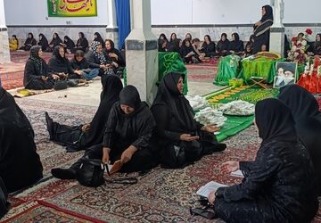  مراسم عزاداری ماه محرم و قرائت پرفیض زیارت عاشورا در مسجد امام رضای نظرآباد