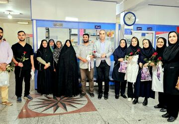 برگزاری جشنی متفاوت در دبیرستان طلیعه شاهد