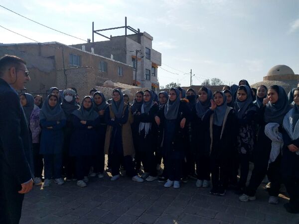 بازدید دانش‌‌آموزان آموزشگاه فدک از موزه میراث فرهنگی 