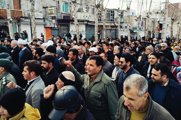 کامیاران در سالگرد پیروزی انقلاب غرق در شور و شکوه
