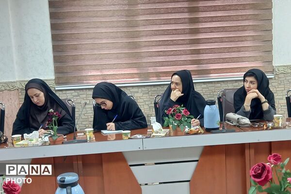 توانمندسازی مشاوران مدارس، گامی برای هدایت تحصیلی استاندارد در آموزش و پرورش قرچک