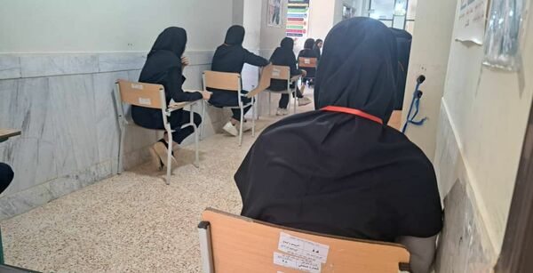 رقابت دانش‌آموزان میانکوه در امتحانات نوبت دوم
