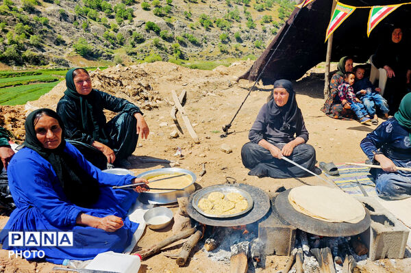 مهمان نوازی مردم انقلابی و غیور روستای پل بریده از مسئولین و رزمندگان