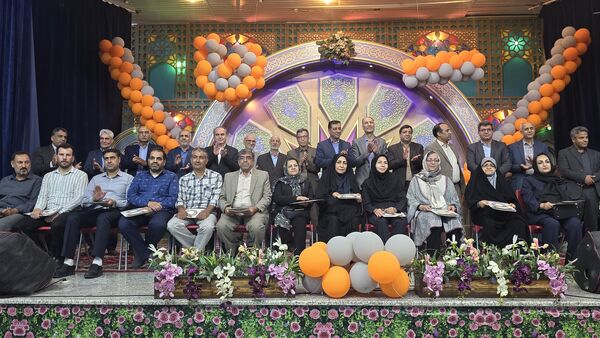 همایش تجلیل از فرهنگیان بازنشسته ناحیه۴ اصفهان در اردوگاه شهید بهشتی اصفهان