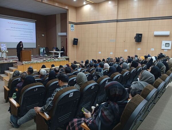 اولین جلسه بیلان هشدار  دبیرستان وکیلی ۹ در نیشابور