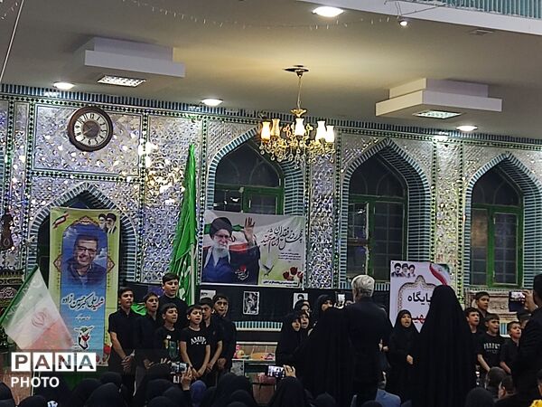 مراسم ‌چهلمین روز شهادت حضرت آیت الله خامنه و دانش‌آموزان میناب در روستای جابوز خلیل آباد