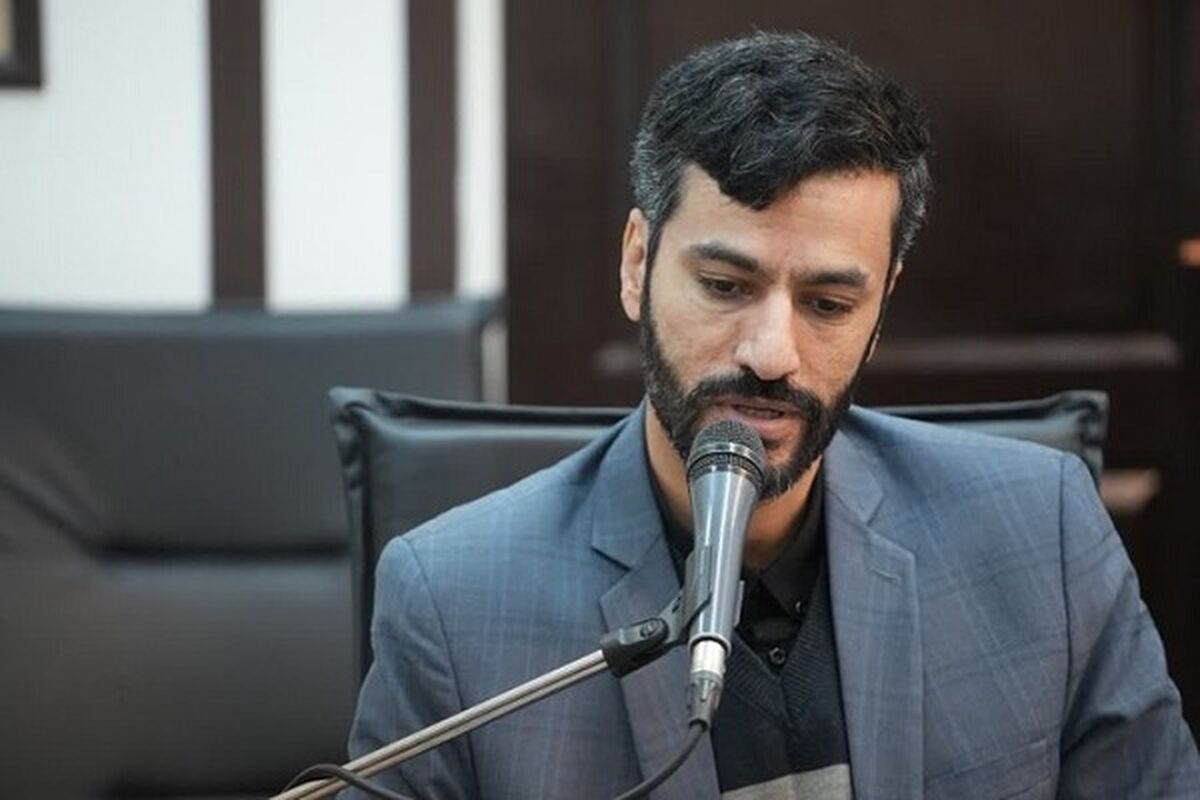 احداث کارخانه چادر مشکی در قم بیش از ۶۰ درصد پیشرفت داشته است


