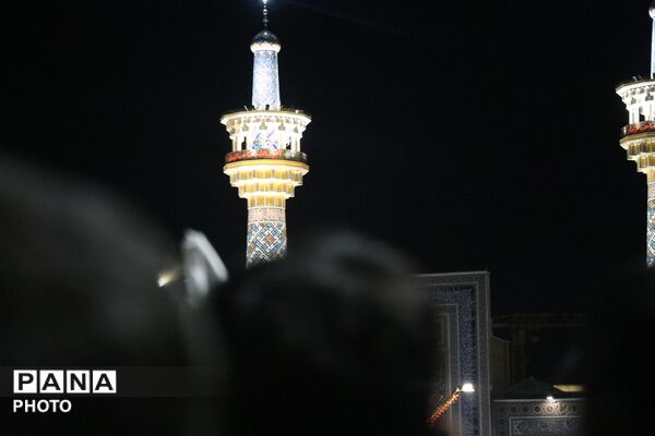 حرم امام رضا(ع) غرق در عطر اشک و بدرقه رهبر شهید