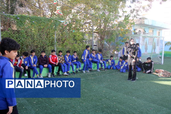 مسابقات بومی محلی در مدرسه شجاعی فر شهرستان بوشهر